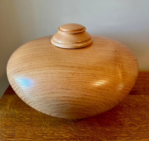 Honey Locust Individual Size Urn With Screw On Lid