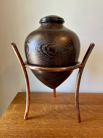 Suspended Oak Individual Size Urn With Screw On Lid