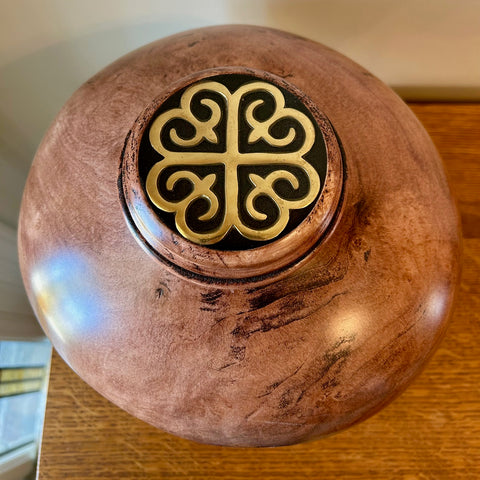 Maple Individual Size Urn With Screw On Lid