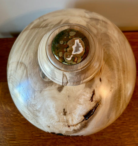 Curly Maple Individual Size Urn With Screw On Lid