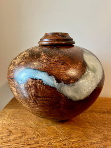 Mulberry Burl Individual Size Urn With Screw On Lid